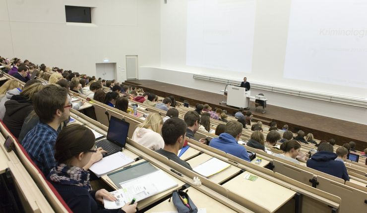 Lecture in the Audimax, photo: Franziska Frenzel