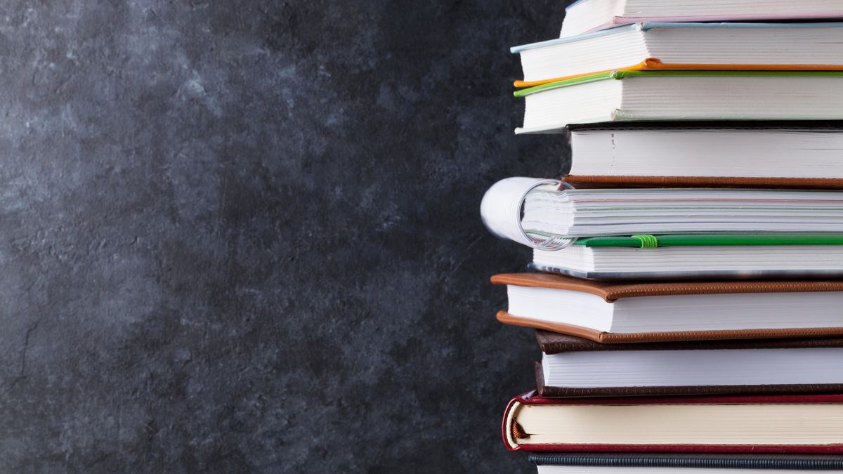 enlarge the image: A stack of books symbolizes the study documents at the Faculty of Economics and Management Science. Photo: Colourbox