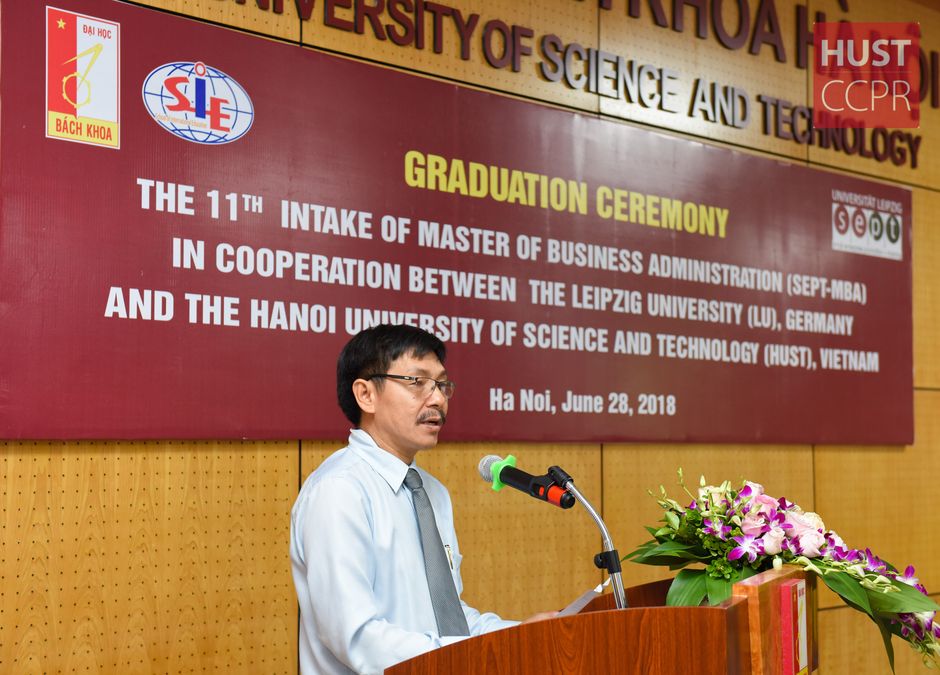 enlarge the image: Graduation Ceremoney at HUST, Picture: SEPT