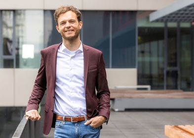 Jun.-Prof. Dr. Martin Hänsel. Jun.-Prof. Dr. Martin Hänsel.