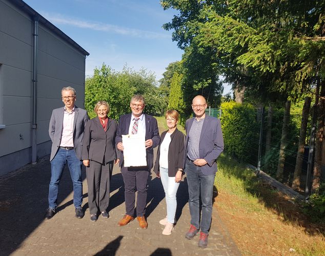 Thomas Lehr, Prof. Dr. Ute Schröter-Bobsin, Jens-Torsten Jacob, Sybille Stenzel and Prof. Dr. Utz Dornberger: the chairwomen and -men of the "Craft Innovation Academy of the Meißen Region", Picture: SMILE